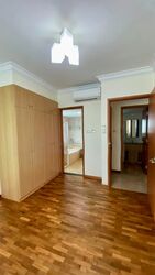 Queens (D3), Condominium #586119121